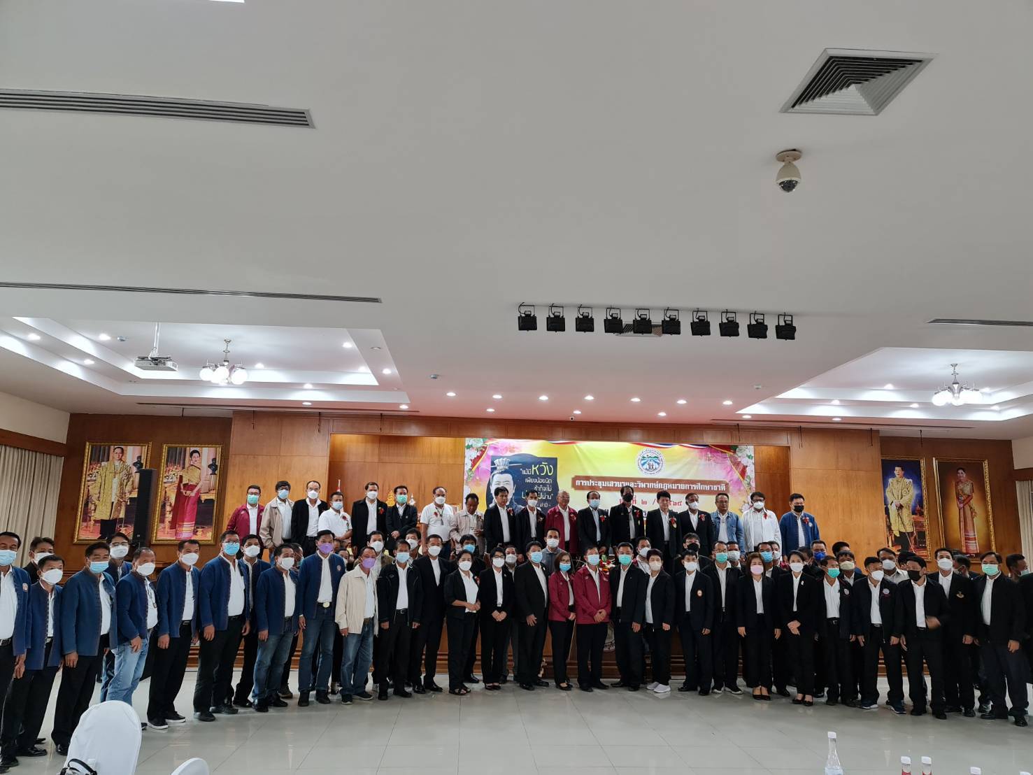 สหพันธ์ครูภาคเหนือจับมือ-ทวงคืนสภาครูเพื่อเป็นหลักประกันให้เด็กไทย